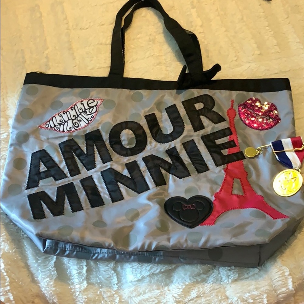 Minnie Mouse purse!